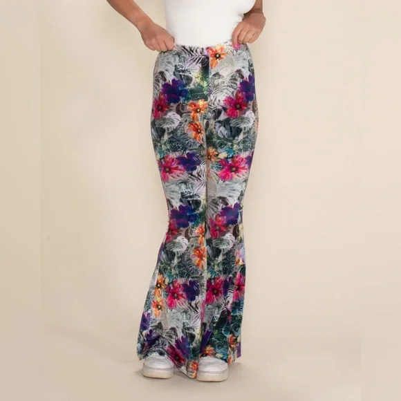 WOMEN'S VELVET FLARE PANT | SAFARI GARDEN - Picture 1 of 2